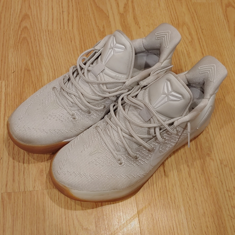 Nike Kobe A.D. light bone Flight Club sneakers